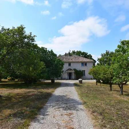 Villa La Chenaie, Maison Ancienne Pour 13 Personnes- Clevacances 3 Cles Castella (Lot-et-Garonne)