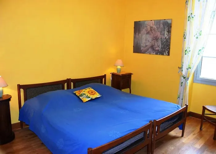 Villa La Chênaie, Maison Ancienne Pour 13 Personnes- Clévacances 3 Clés *